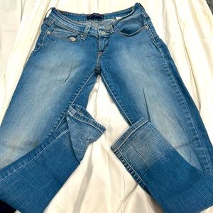 Levi’s women Jeans 535 leggings size 7M